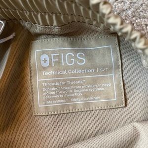 Figs Fionlite highwaisted jogger scrubs size Small Tall